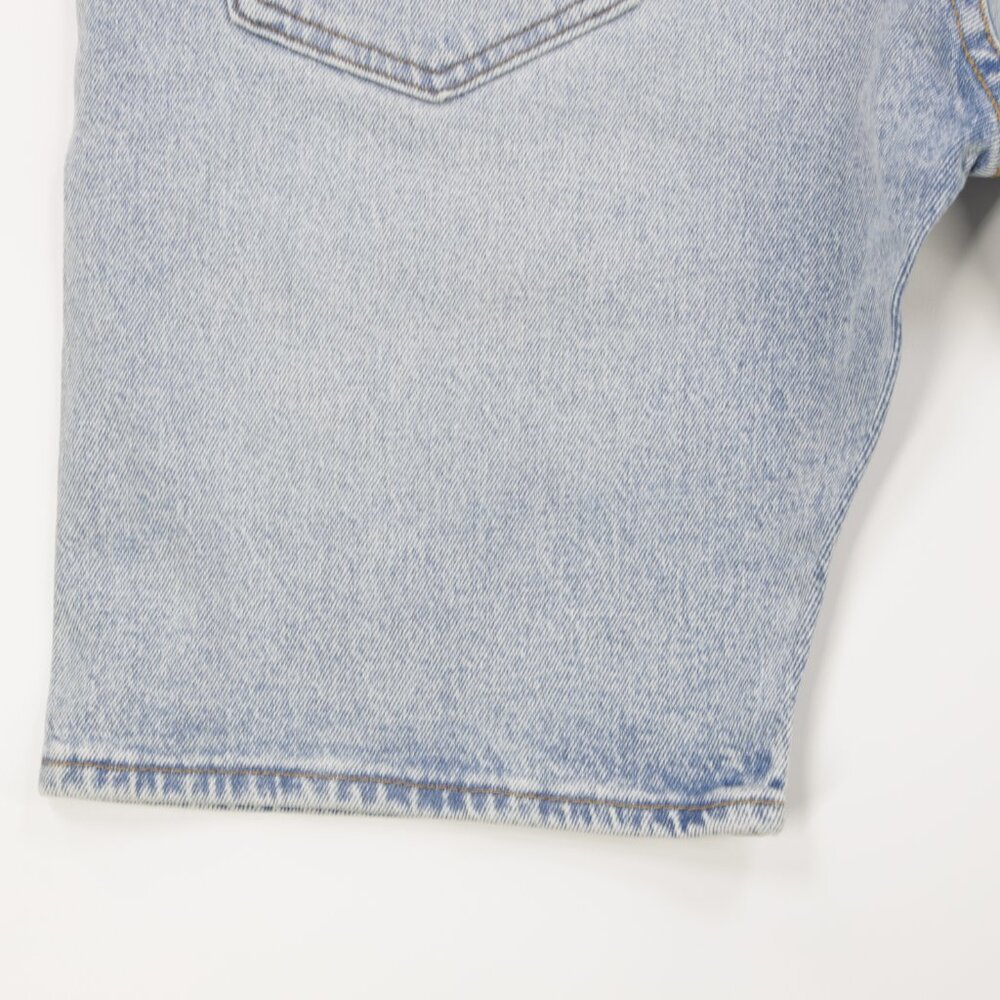 Levi's 501 Men's Original Fit Hemmed 9" Denim Button Fly Shorts Light Blue 31X9 - Picture 8 of 10